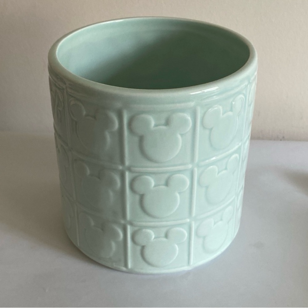 Disney Mickey Mouse ceramic Planter or utensil caddy NEW iconic home decor